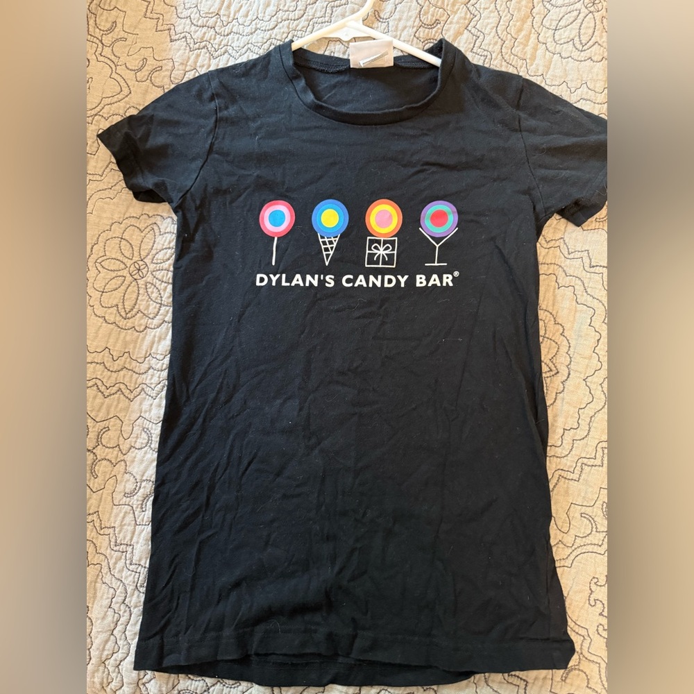 Black Dylan’s Candy Bar xs T-Shirt